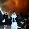 Défilé Shiatzy Chen, collection prêt-à-porter automne-hiver 2019-2020 au Palais de Tokyo. Paris, le 5 mars 2019.