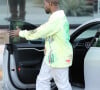 Exclusif - Kanye West arrive à son bureau en voiture à Los Angeles le 29 janvier 2019.