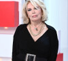 Amanda Lear était sublime pour l'enregistrement de "Vivement Dimanche".
Exclusif - Amanda Lear - Enregistrement de l'émission "Vivement Dimanche", présentée par M.Drucker sur France 3 © Guillaume Gaffiot / Bestimage