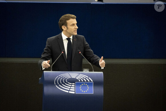 Emmanuel Macron (président de la République Française), à la tribune du Parlement Européen à Strasbourg, le 19 janvier 2022.