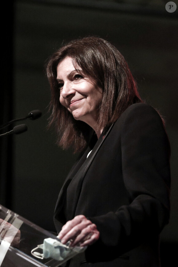 Anne Hidalgo présente son projet présidentiel à la presse au Ground Control, à Paris, le 13 janvier 2022. © Stéphane Lemouton/Bestimage